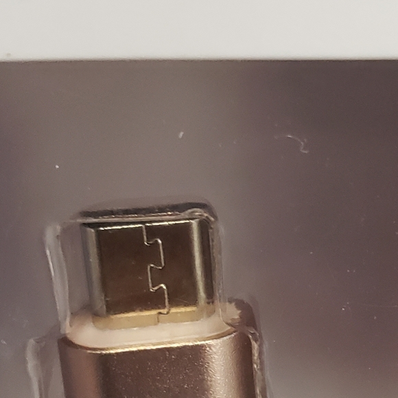 Case logic Samsung Micro USB Chager. - Picture 6 of 6